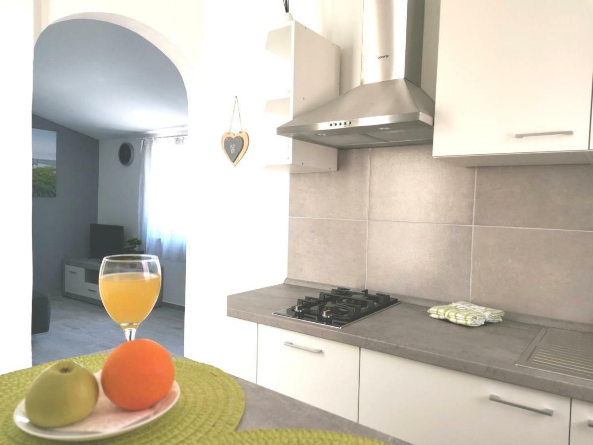 Apartments Regi Медулин Екстериор снимка