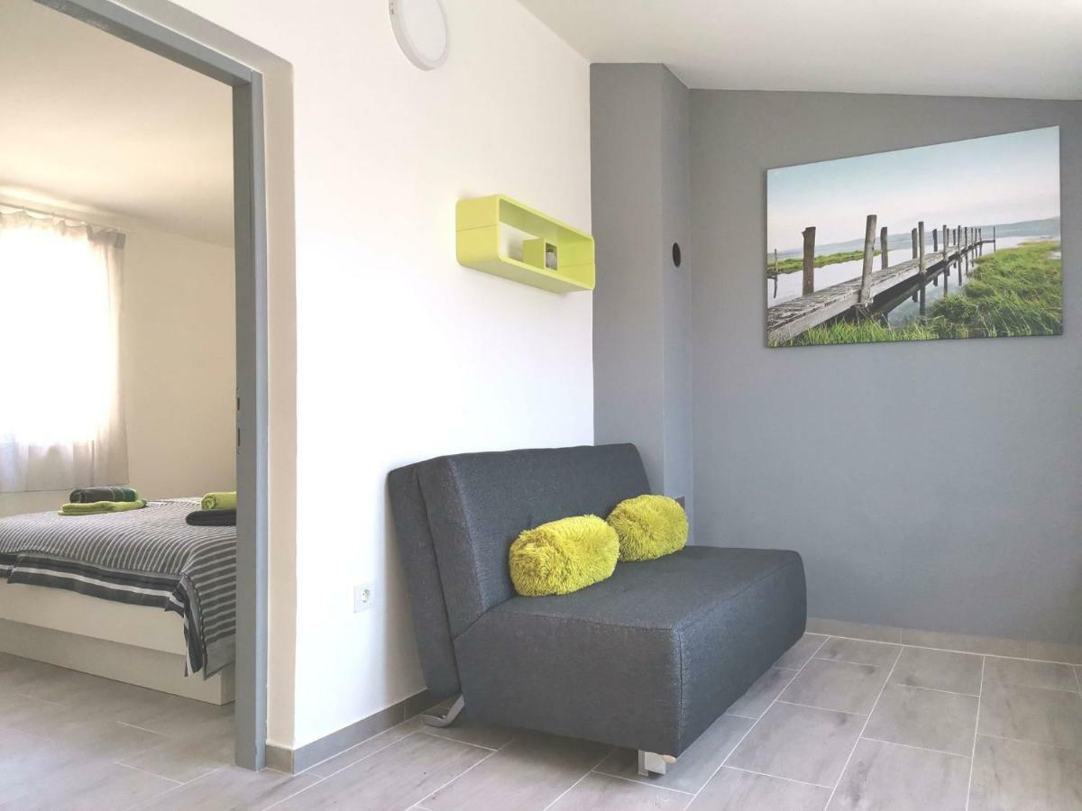 Apartments Regi Медулин Екстериор снимка