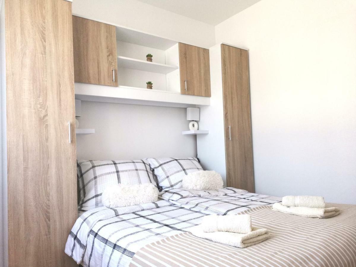 Apartments Regi Медулин Екстериор снимка